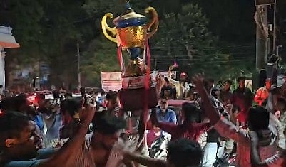 RCB's 2nd IPL victory sparks celebrations in Karnataka, leaders extend congratulations
