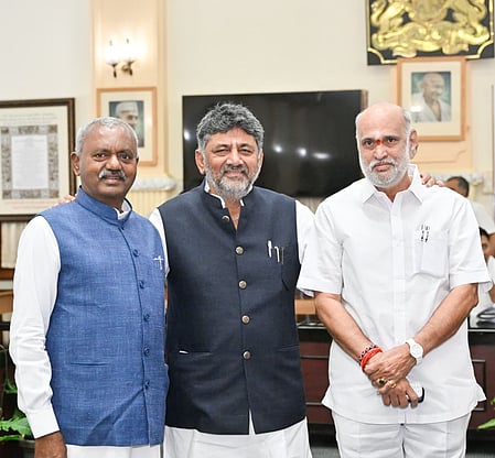 Karnataka council polls: Expelled BJP MLAs confirm voting for Cong