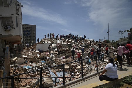 Venezuela quake death toll rises to 1,450