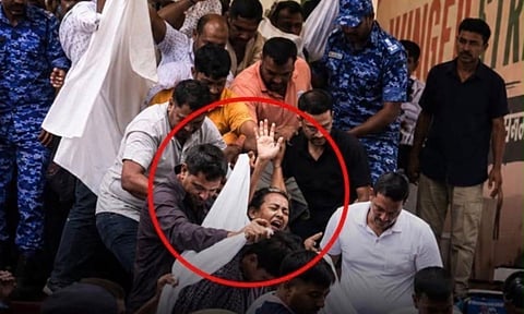 Delhi Police forcefully pick up Sonam Wangchuk from Jantar Mantar