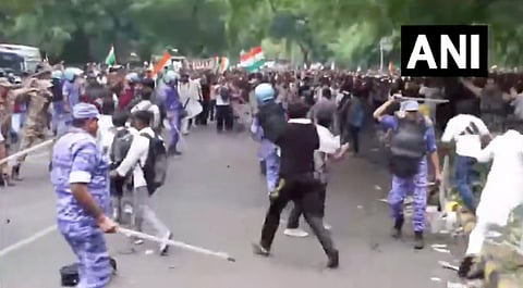 Delhi Police lathi-charge CJP protesters during Parliament march; Metro stations shut