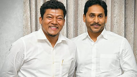 Seediri Appalaraju (Left) with YS Jagan Mohan Reddy