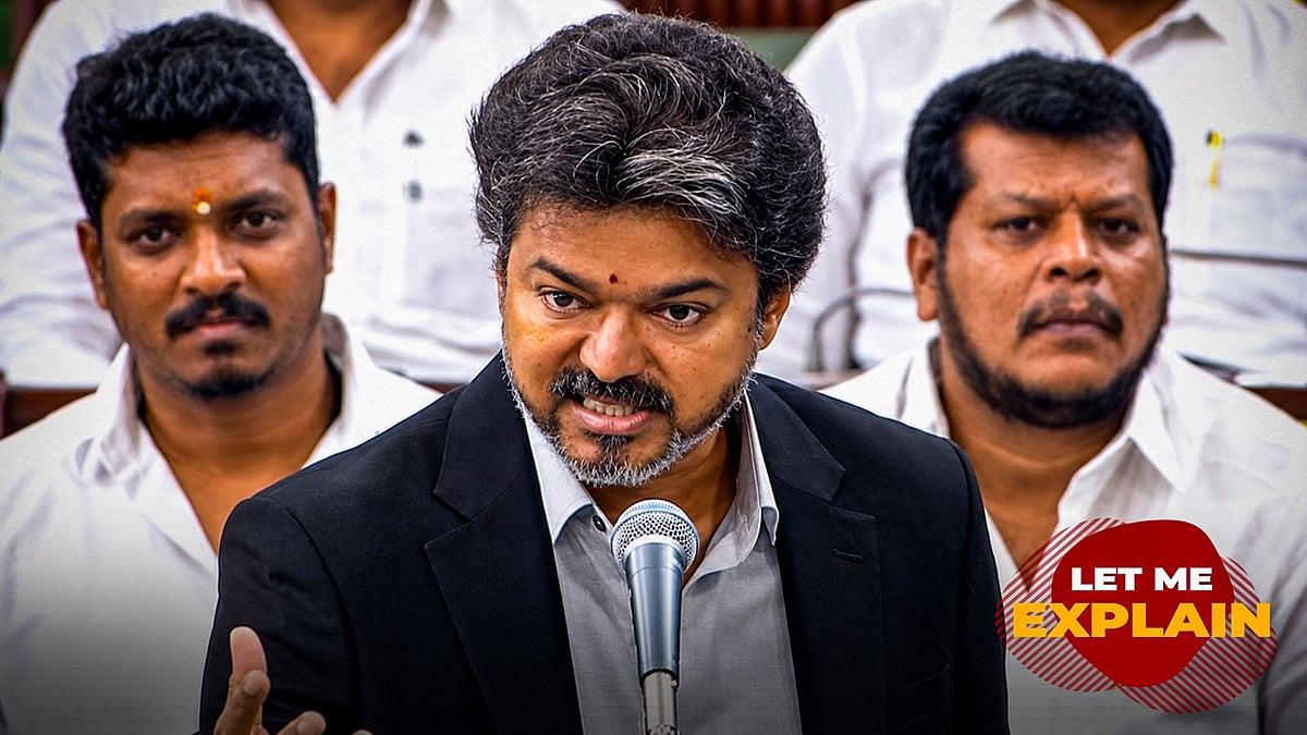 What are the Sarkaria report and ED document Vijay cited to accuse the DMK of corruption?