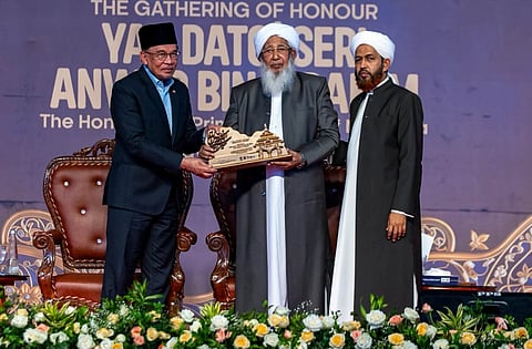 The Malaysian PM Anwar Ibrahim was presented with the first Excellence Award instituted by the Sheikh Abubacker Foundation.