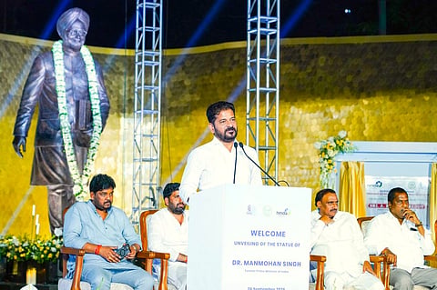 Telangana CM Revanth Reddy demands Bharat Ratna for late PM Manmohan Singh 
