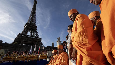 ​Eiffel Tower chief to quit over exclusion of female staff during BAPS visit