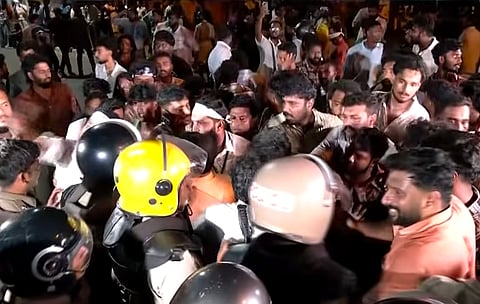 Students and police during the clash 