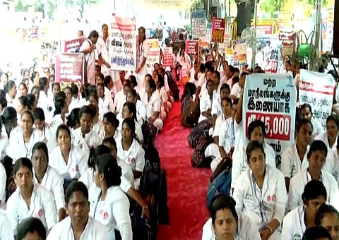 TN opposition parties slam police action against nurses' protest in Chennai 
