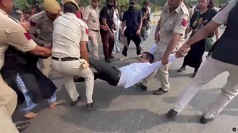 NLSIU alumni condemn police action against protesters, Shadan Farasat’s detention