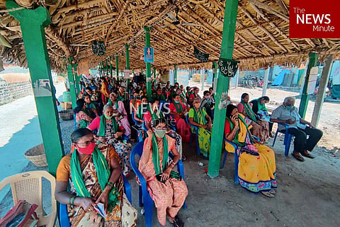 Farmers protesting in Thulluru