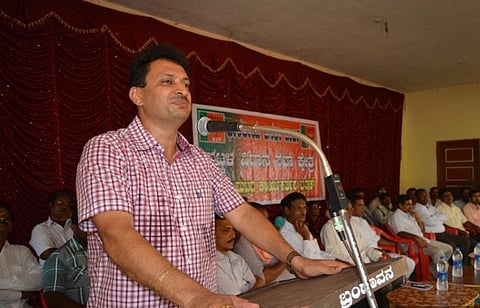 RS disrupted over Hegde's 'amend Constitution' remarks, government disowns comments