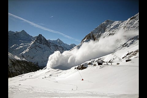 Five including army officer killed, four injured in two avalanches in Kashmir