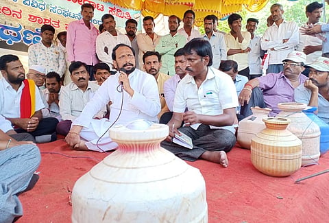 Water crisis: Why residents in a Karnataka town are up in arms against the Maharashtra govt