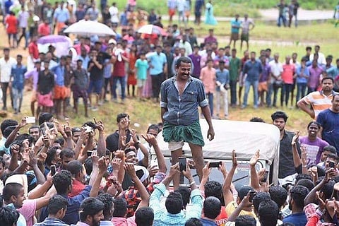 You don't mess with the lungi, Kerala's Bino Jose destroys competition in jeep race