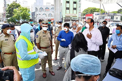 COVID-19 cases breach 1,000 mark in Telangana as central team tours Hyderabad