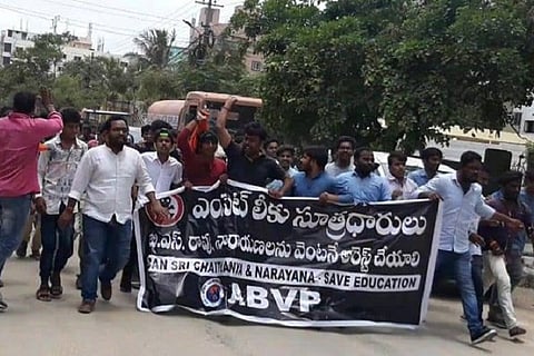 EAMCET leak: Demanding ban on Sri Chaitanya and Narayana, ABVP stages protest in Hyd