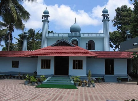 PM Modi gifts Saudi king gold-plated replica of Kerala's Cheraman Juma Masjid