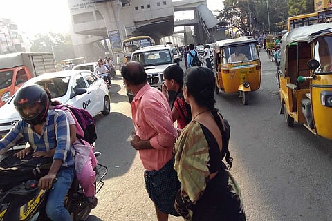 Pedestrians crossing a road 
