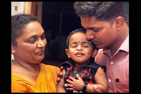 ഭാര്യയുടെ കുടുംബം അനാഥാലയത്തിലുപേക്ഷിച്ച കുഞ്ഞിനുവേണ്ടി ഒരു പിതാവിന്റെ പോരാട്ടം