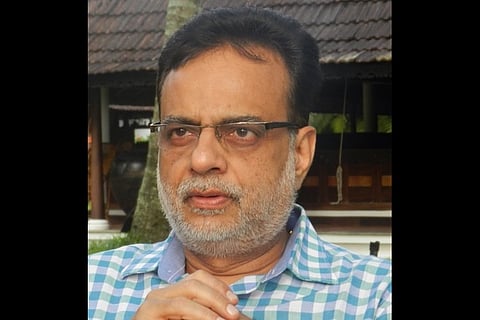  Hasmukh Adhia, the bureaucrat Modi trusted to make demonetisation happen  