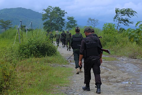Indian Reserve Battallion and Manipur Rifles personnel in Imphal West village