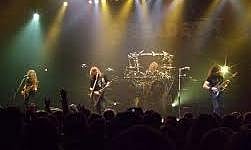 Bengaluru gets a strong dose of Megadeth, but four hours late and just an hour long