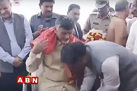 Not just Jayalalithaa: Andhra CM Naidu has ministers and MLAs falling at his feet too