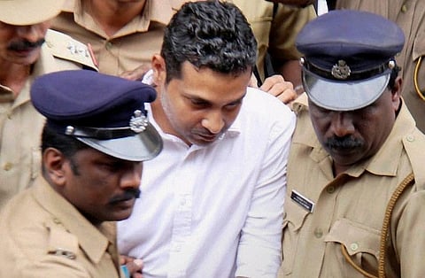 Beedi tycoon and murder convict Nisham has access to mobile in Kannur central jail 