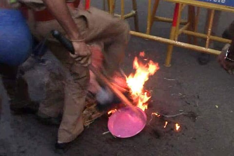 Dravidian Ravanan Leela: Periyarists burn Ram effigy even as police try to stop them