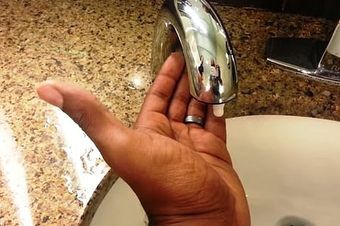 'Racist' soap dispenser? Watch these two videos that are going viral
