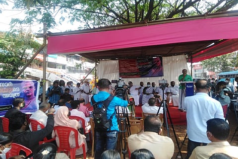 Rally of mother of Walayar minor grils