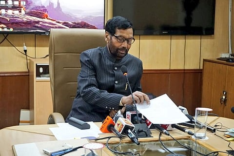 Govt monitoring availability of essential commodities amid lockdown: Food Minister