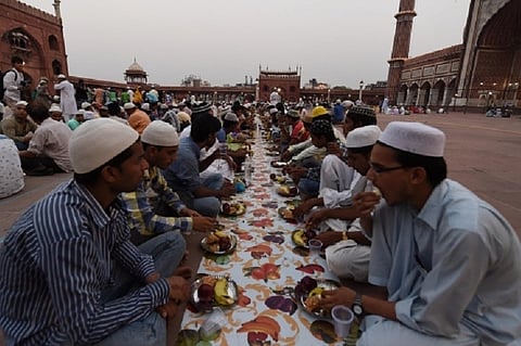 Representative image of Muslims breaking fast during Ramzan