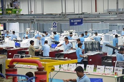 Samsung sets up world’s largest mobile factory in Noida