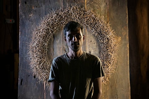 Using thorns and reclaimed wood, artist Sandilya Theuerkauf debuts in Bengaluru