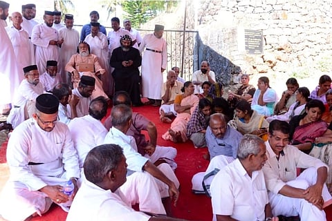 Kerala Orthodox-Jacobite spat: Mannamangalam church hit by violence, 35 booked