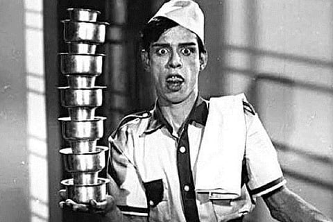 Still from Nagesh's Server Sundaram Tamil film