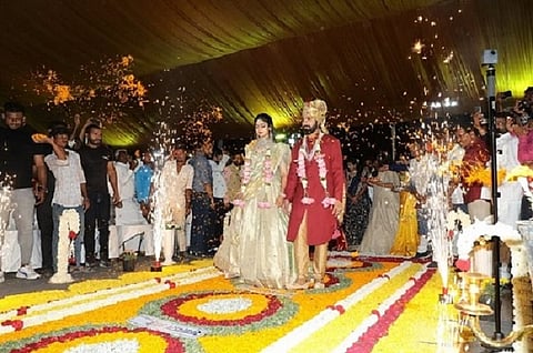 Pics: Lavish sets at Bengaluru Palace Grounds for minister Sriramulu’s daughter’s wedding