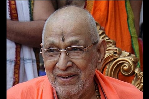 Five things you should know about Sudhindra Theertha, the head of the Kashi Mutt
