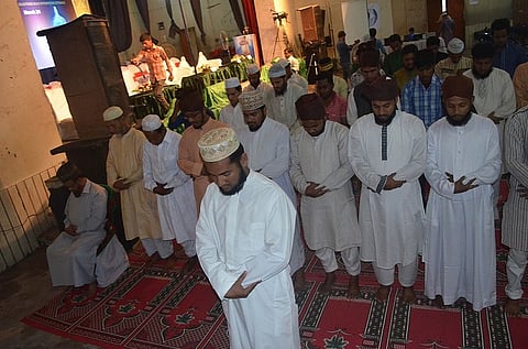 Who are the Sufis and why does ISIS see them as threatening?