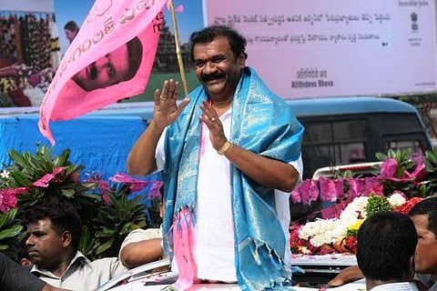 Hyderabad HC issues notice to Telangana govt, Talasani Srinivas in defection case