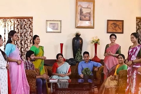 The cast of Vijay TV's Baakiyalakshmi and Pandian Stores are seen together in a crossover episode