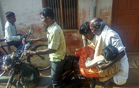 ‘No doctors, no ambulance’: Girl dies in Karnataka village, family blames govt hospital