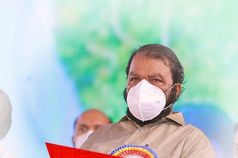 1707 out of 2 lakh Kerala govt school teachers yet to be vaccinated, given one week