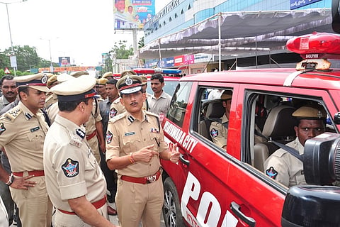 Vijayawada gets new cyber crime police station, 12 interceptor vehicles for cops