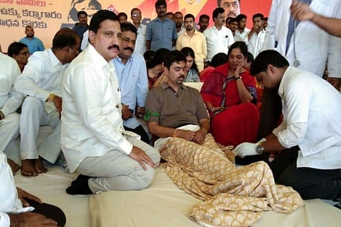 Kadapa steel plant: TDP MP CM Ramesh's health deteriorates on day 9 of hunger strike