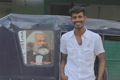 Browse magazines, surf the net, all in an auto: Meet the Chennai autodriver who believes customer is god 
