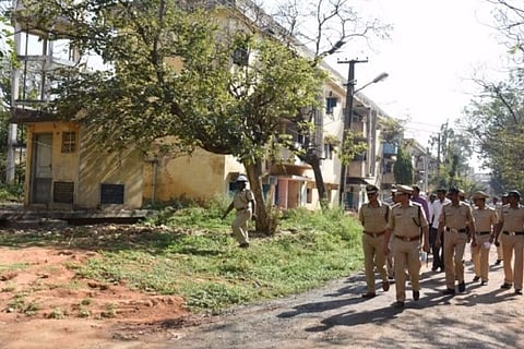 Karnataka to enforce 5-year 'bond' for cops: Those who quit early will be fined
