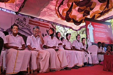Hundreds turn up for coffee with MLAs in Chennai, but no legislators in sight