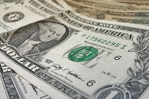 Dollar drops amid bets on rate cuts, geopolitical tensions